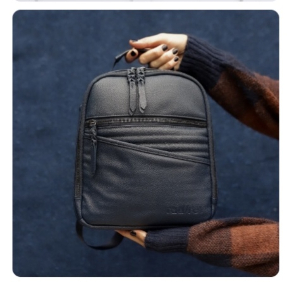 Rad Rev the 1 MINI backpack in Navy